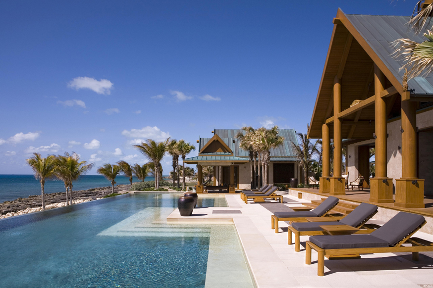 The pool at Nandana Villas in Bahamas